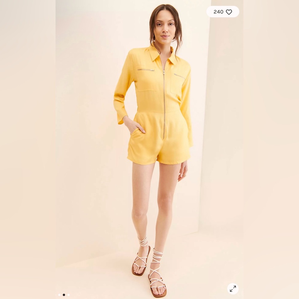 NWOT Jen's Pirate Booty Palmetto Zip Front Romper